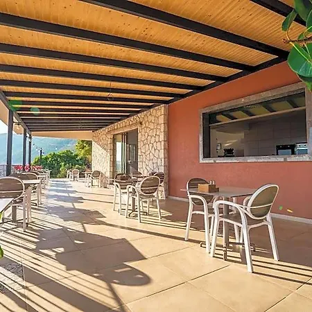 Hotel de apartamente Yoga House 3*