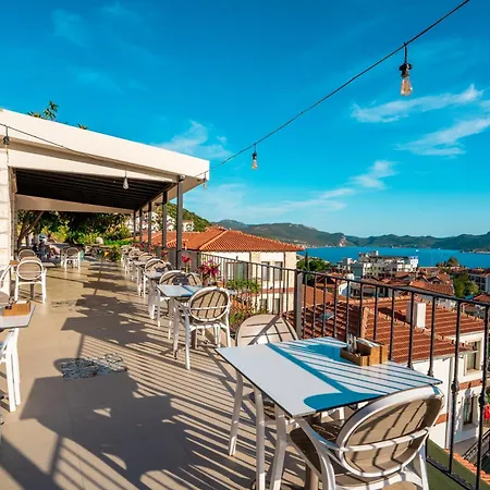 Yoga House アパートホテル