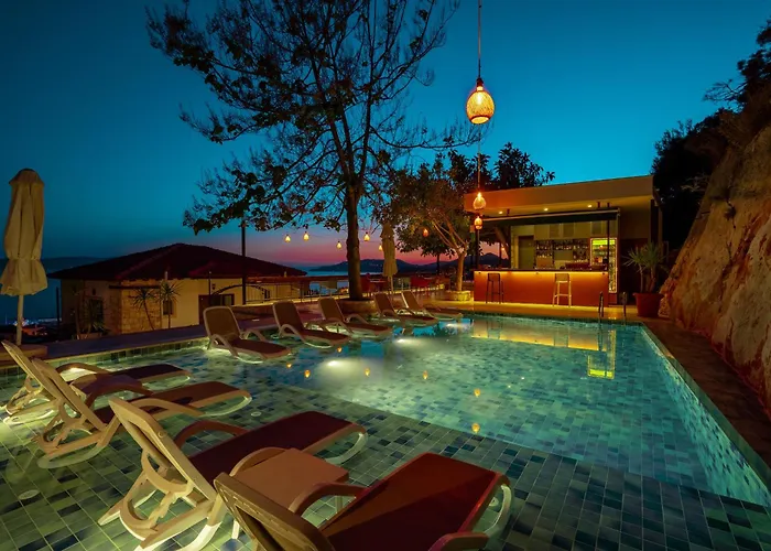 Yoga House Aparthotel 3*